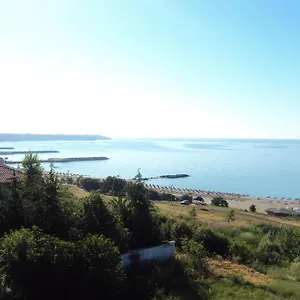 Hotel Family Lazuren Briag, Burgas City