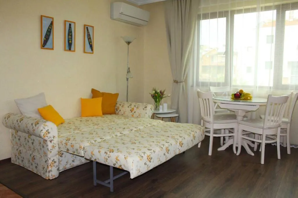 Ika Apartment Burgas City Bulgarien