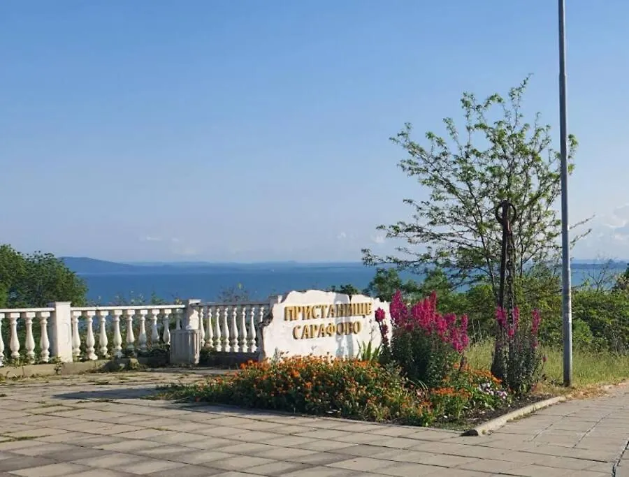 Ika Apartment Burgas City 0*,