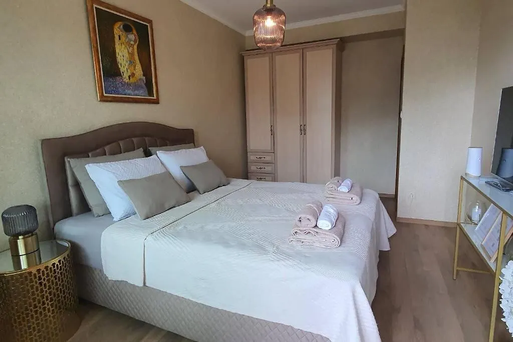 Ika Apartment Burgas City