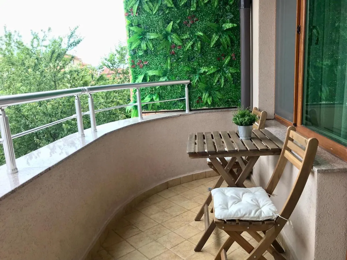 Ika Apartment Burgas City Bulgarien